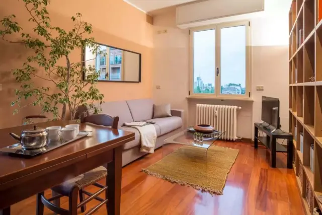 Apartment in Via Francesco Caracciolo 0