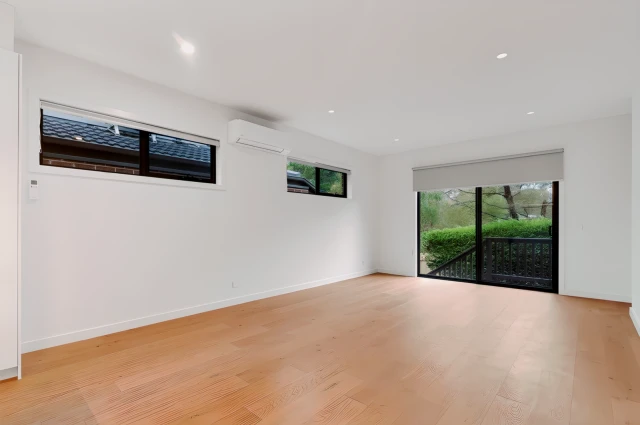 1/7 Maurine Court, Ringwood North 2