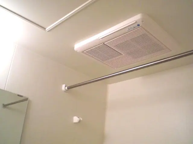 レオパレス千葉中央都町 203号室 2