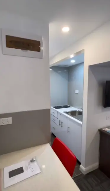 62 Wellington rd 1