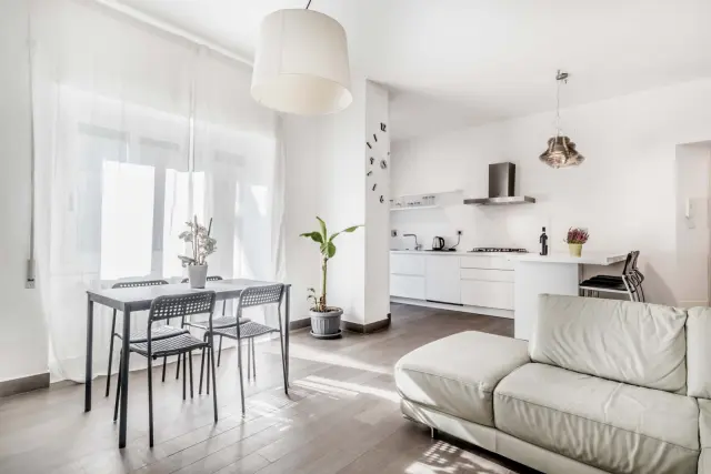 Design Tiburtina district apartment 2