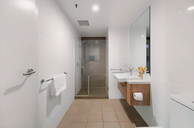 Pure Luxury Modern CBD 1BR Apt. ChinaTown/Carpark 3
