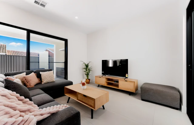 The Luxury Living - West Beach - Perfect Vacation 1