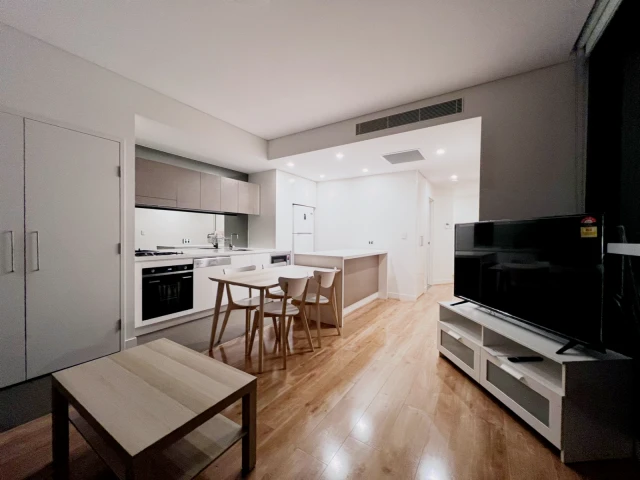 D305/14J Mentmore Ave Rosebery 1