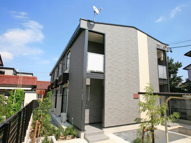 レオパレス鶴田 0