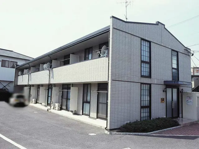 レオパレス鏡島 0