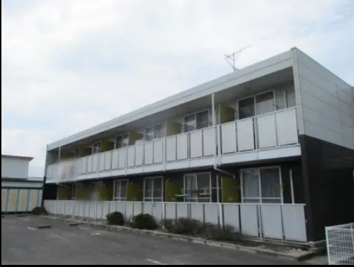 レオパレスサンハイム小泉 0