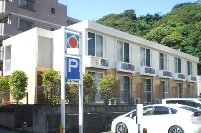 レオパレスＣａｓａ田上 0