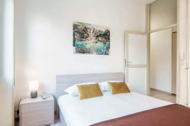 Apartment in Viale Massenzio Masia 2