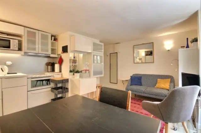 apartment in 18e   Montmartre Pigalle 3