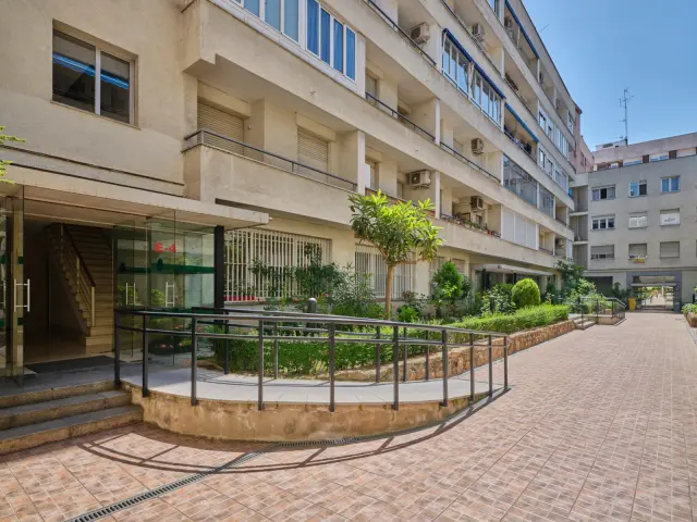 Deluxe 1-bedroom apartment in Prosperidad 0