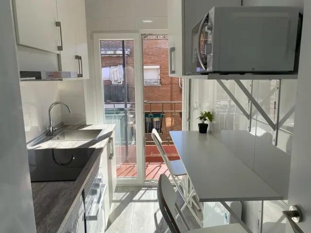 apartment near Calle Encarnación Oviol 3