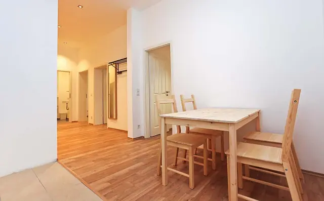 Hufnagelstrasse 12DE-04-010M 2
