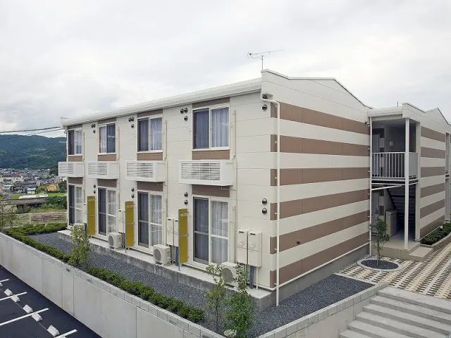 レオパレスルシェルブルー