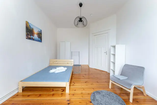 HERMANNSTR. 233 -  VH 4. OG links (Gigacube) - 1004 3
