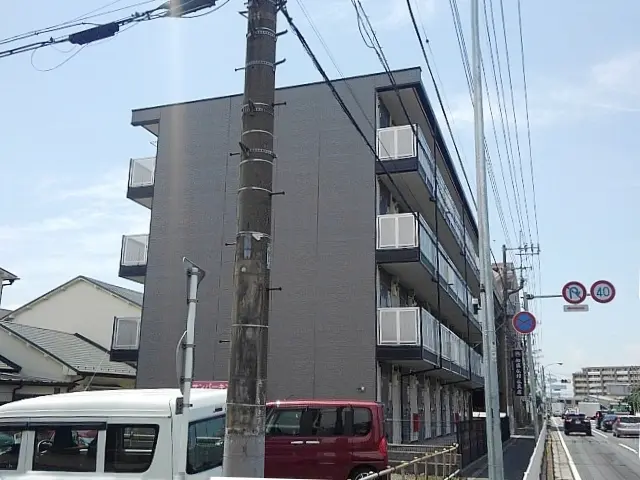 レオパレスエスポワール新宿町 0