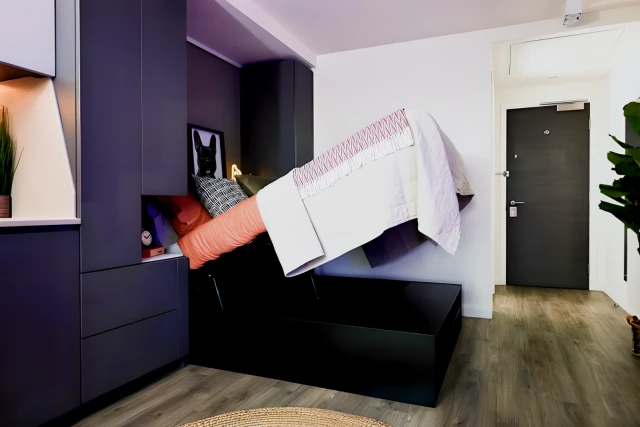 residence near 8, Nobel Way 1