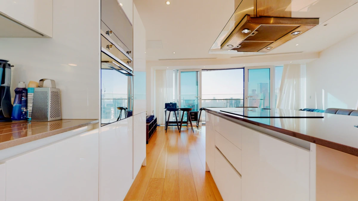 Arena Tower 4105 0