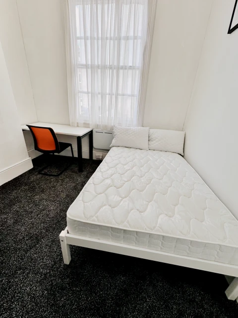 SW1 Central London - All Bills Included! 2