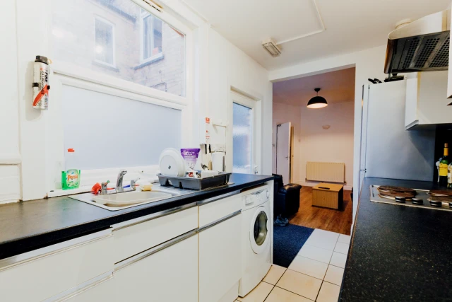 Arthur Street , LE11 3AY 2