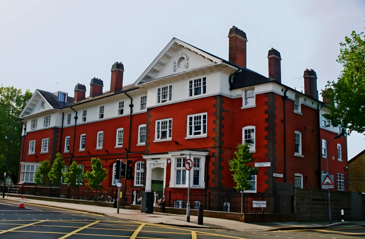 Fulham Palace Road 16800# 0
