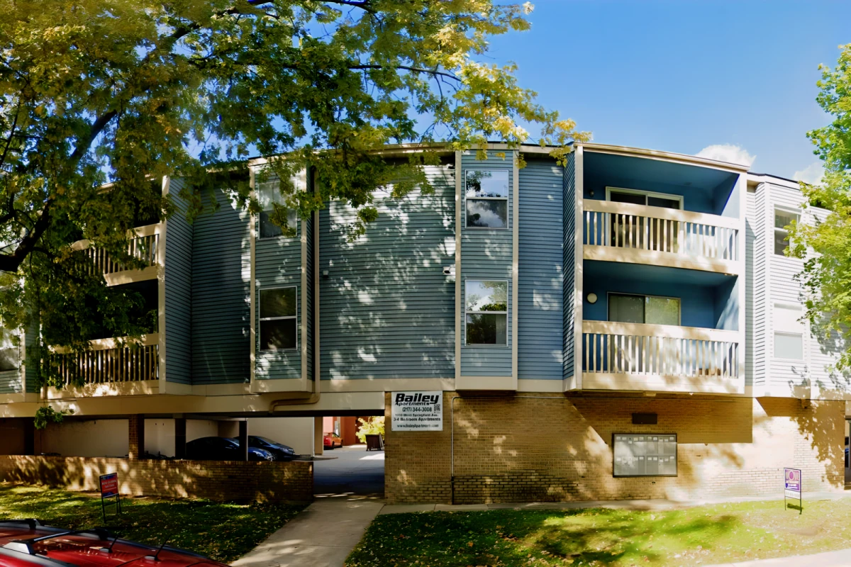 1010 W Springfield - Urbana student accommodation