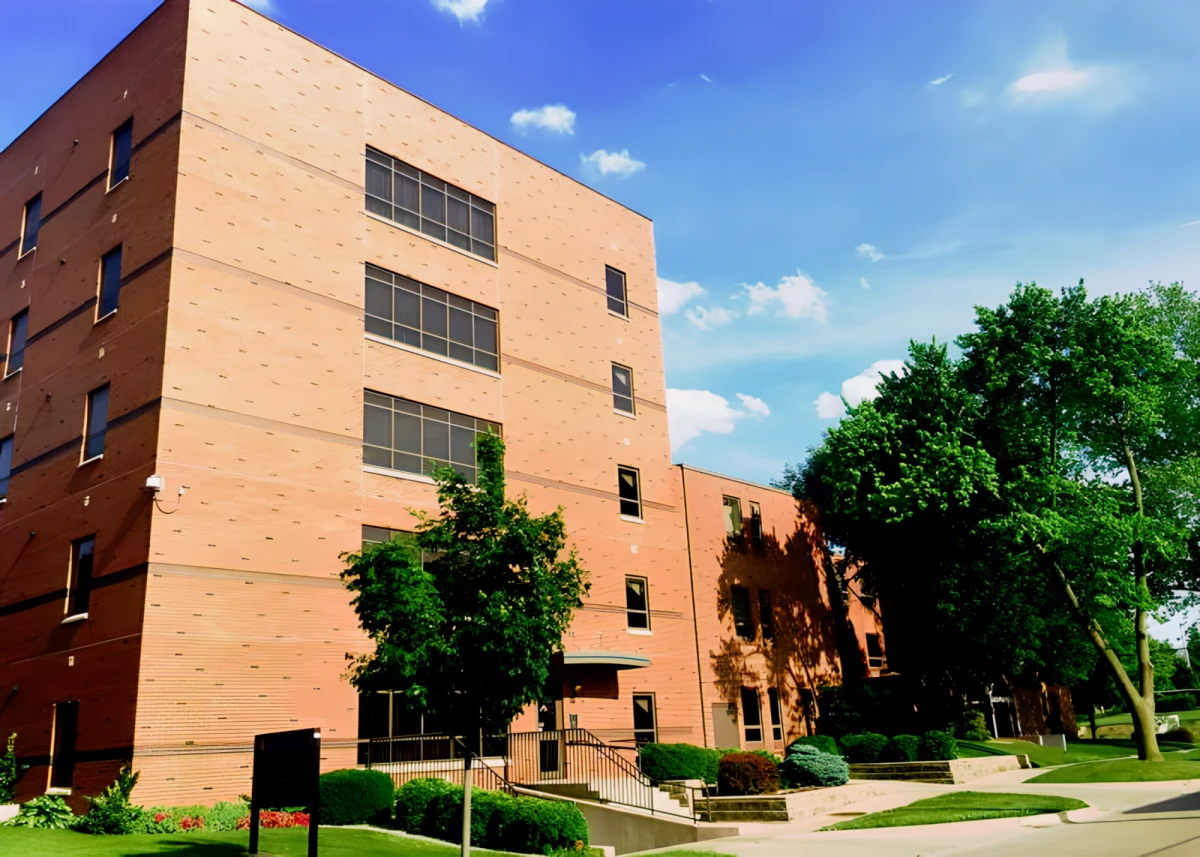 Armory House - Champaign student accommodation