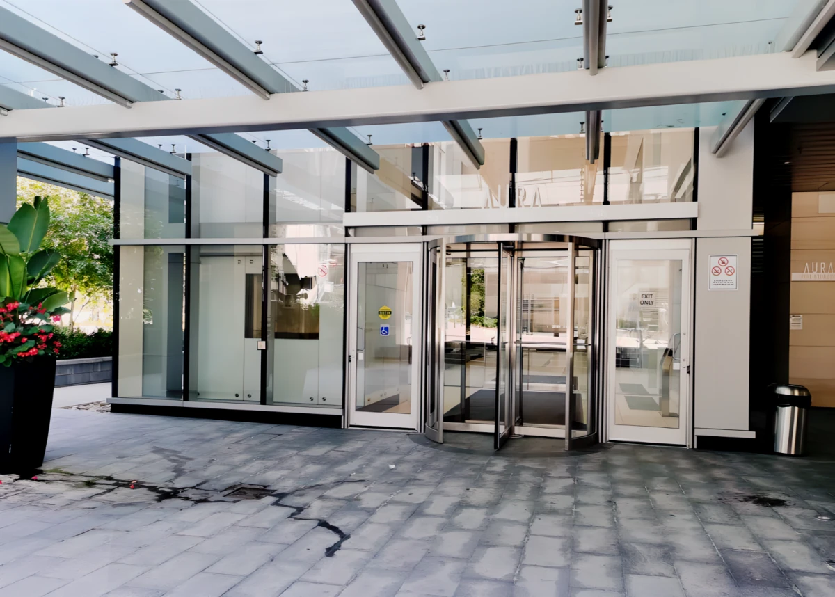 4712-386 Yonge St 0