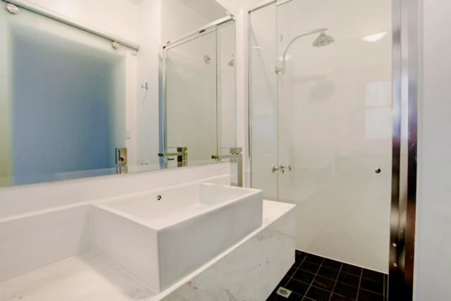 apartment near Darling Street South 3