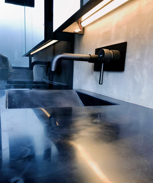 Stylish Studio-M 1