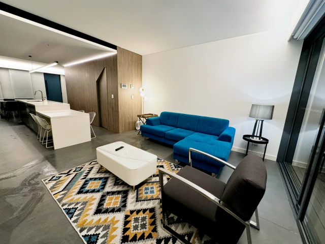 11A hansard street 4