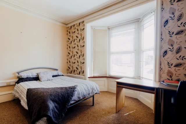 Forest Road, LE11 3NW 1