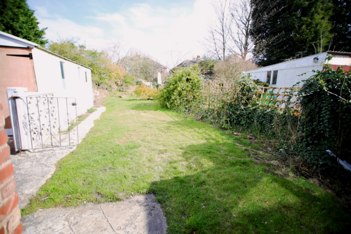 house near Brookleigh Road 0