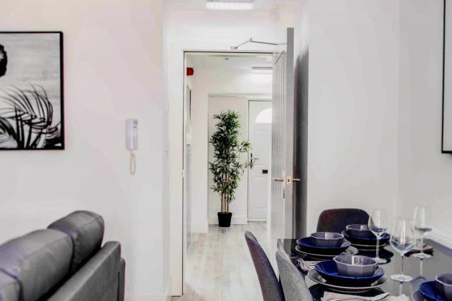 18 Wellington Avenue, L15 3