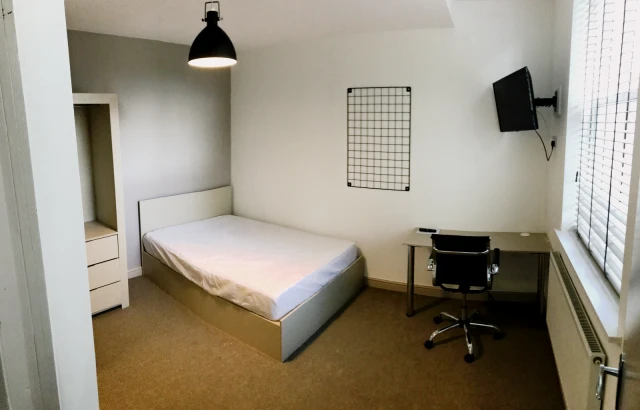 Rectory Place, LE11 1UW 4