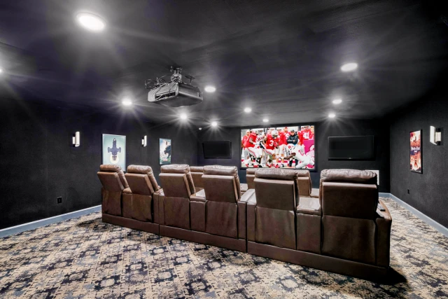 StateHouse Varsity - Columbus student accommodation - Cinema room