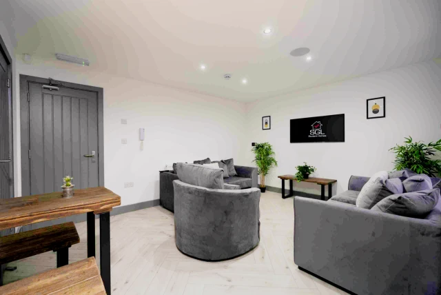 172 alderson road, L15 1