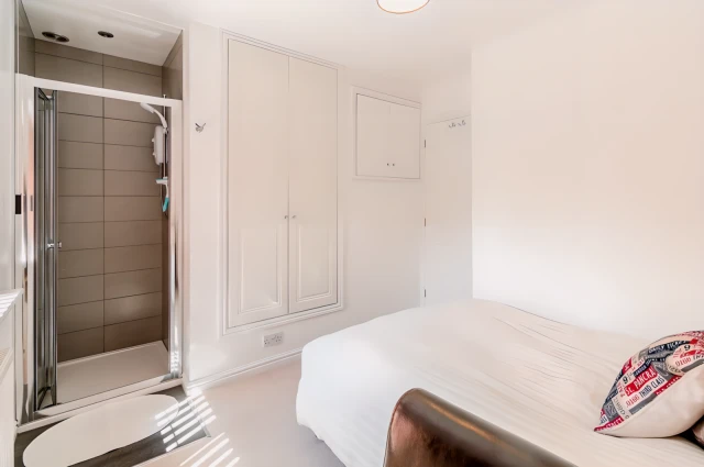 Wheeltappers Way, LE11 5EA 3