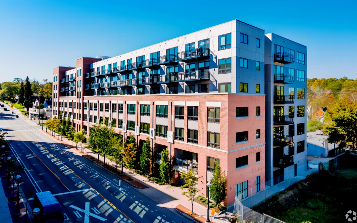 618 South Main Apartments - Ann Arbor student accommodation
