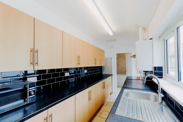 Derwent Street, LN1 1SL 3