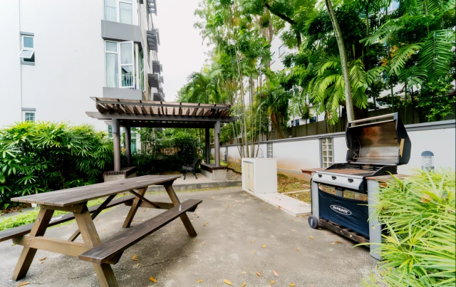 Royal Palm Mansions - C1 3