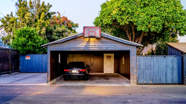 2905 S. Hoover Street 2