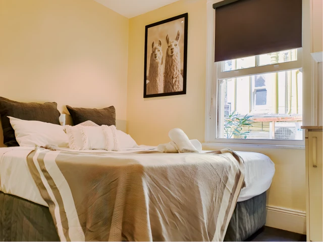 ume 142 Darlinghurst Village 1