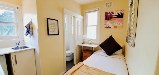 ume 142 Darlinghurst Village 3