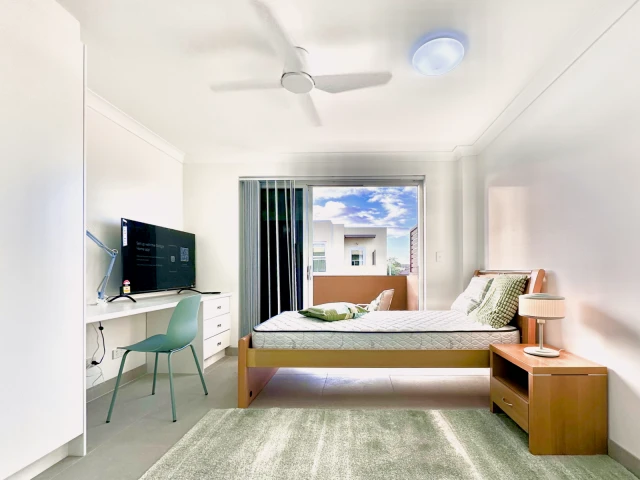 8 See St(080) - Sydney student accommodation - Large Studio*A-08008