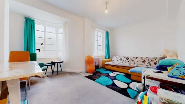 Hatherley Grove 21601# 4