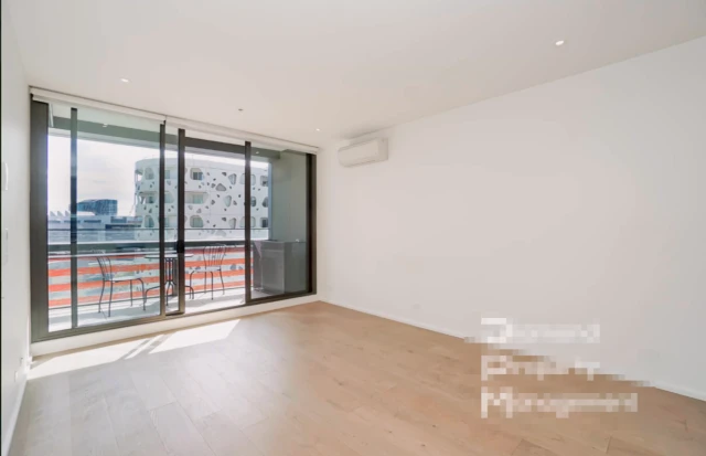 883 Collins Street, Docklands 1