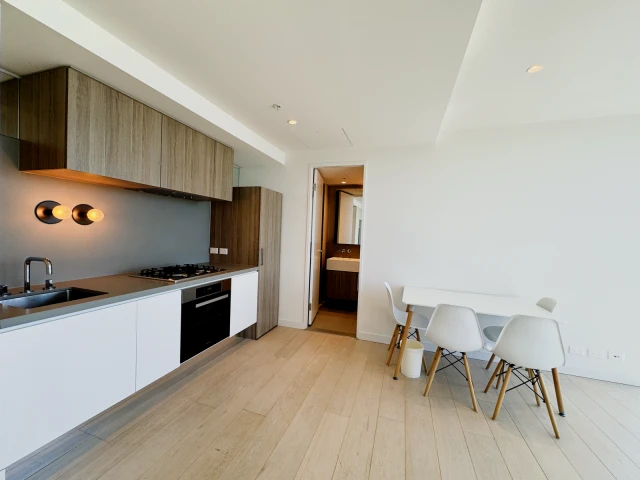 157 A'Beckett Street 2