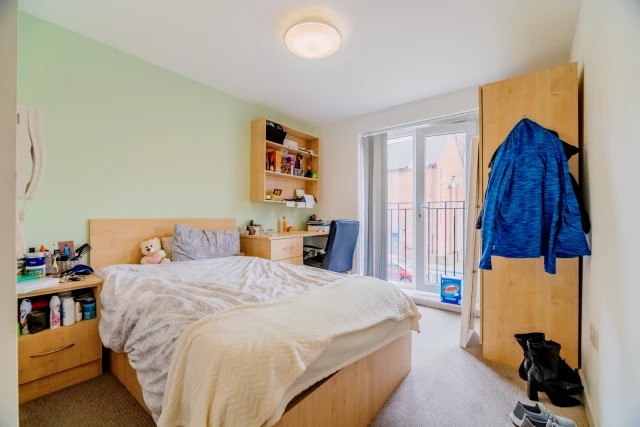 Flat 9, Bywater House, B16 9AU 1