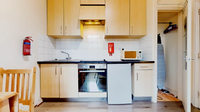 Portnall Road 22439# 1